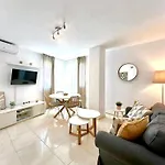 J&k Apartment
