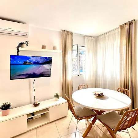 J&k 托雷莫利诺斯