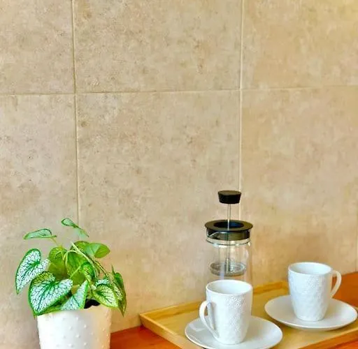 J&k דירה טורמולינוס